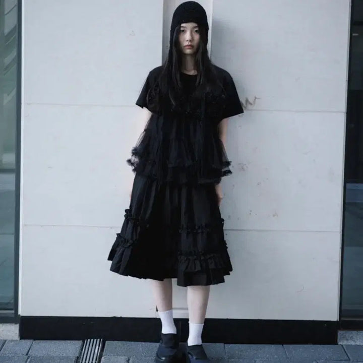 [SOLD OUT] 생긴스튜디오)ROSE SYMPHONY SHORT SLEEVE - BLAC