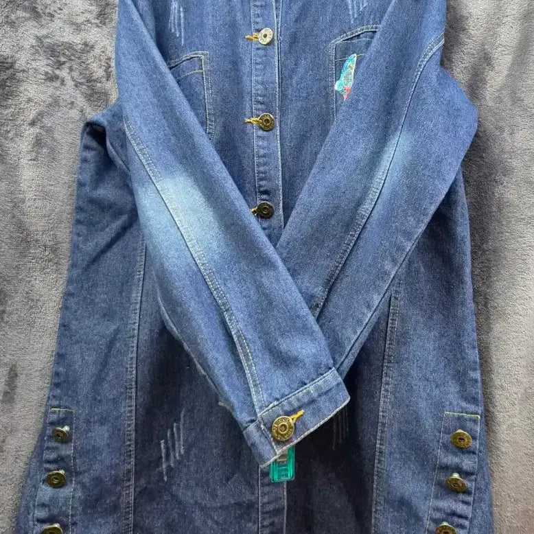 [BUNJANG] Unbranded Denim Long Jacket with Embroidery Detail / 데님 자켓 청자켓 데님셔츠