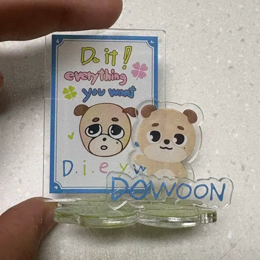 [BUNJANG] DAY6 Dowoon Lucky Charm Acrylic Stand Photocard / 데이식스 도운 행운부적 아크릴 스탠드 포카