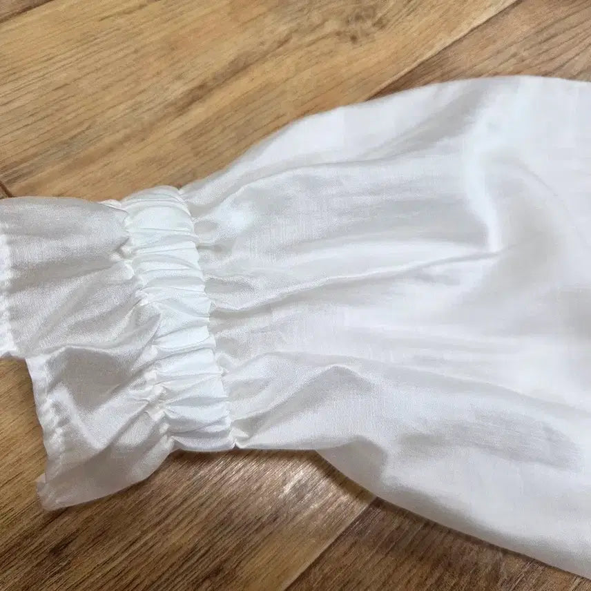 [BUNJANG] nancyrella Shearing Frill Jacket / 낸시렐라(nancyrella) 시어링 프릴자켓 프리사이즈 새상품