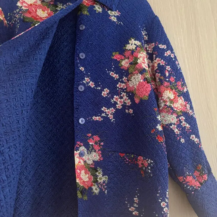 [BUNJANG] Floral Crease Fabric Jacket / 가벼운 크리즈 원단 플로럴 자켓