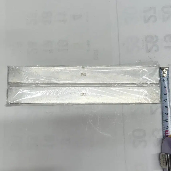 [BUNJANG] Embossed Pattern Paperweight Set / [족은] 양각 문양 문진 1세트 (2점) (177)