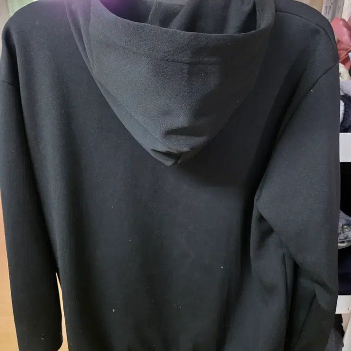 [BUNJANG] Comme des Garcons Red Heart Patch Black Zip-up Hoodie / [정품] 꼼데가르송 레드와펜 PLAY 블랙집업후드