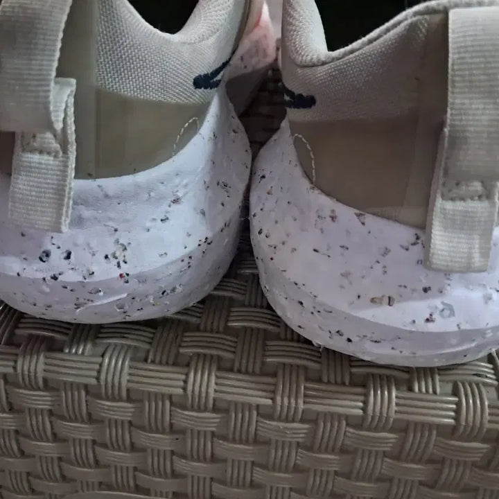 [SOLD OUT] 나이키 운동화 8.5 260