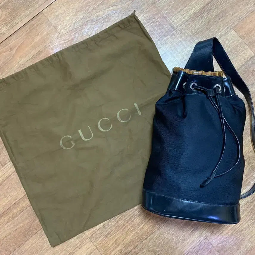 [BUNJANG] GUCCI Bamboo Sling Backpack / GUCCI 구찌 뱀부 슬링백팩