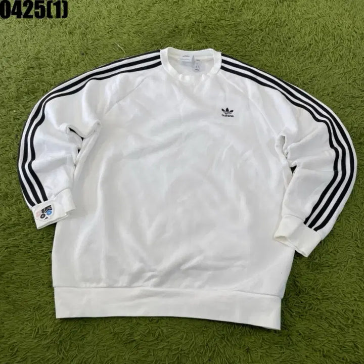 [BUNJANG] Adidas White Three Stripes Sweatshirt / 아디다스 삼선 흰색 맨투맨 티셔츠