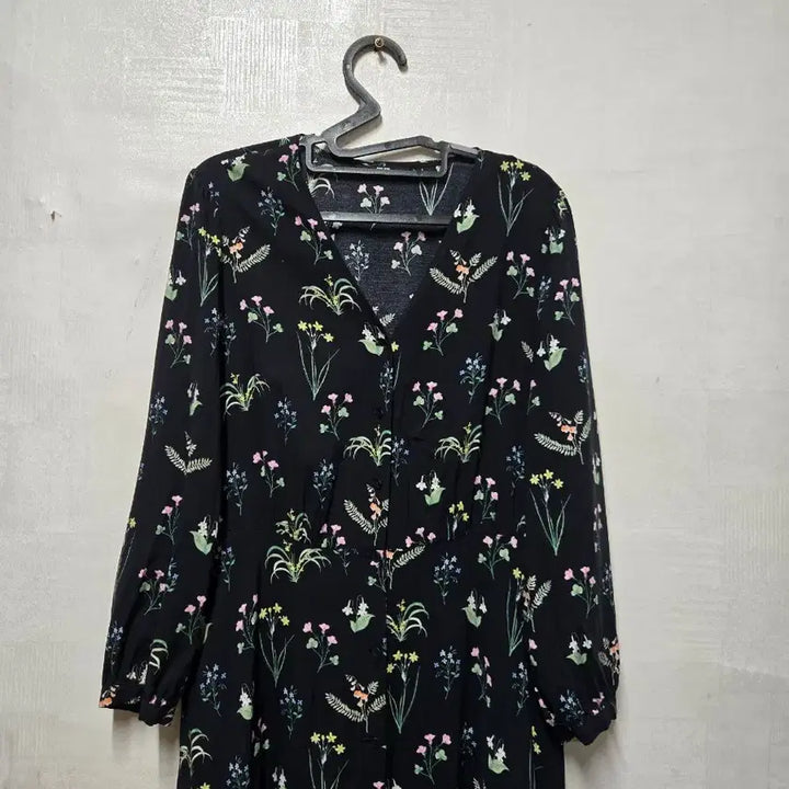 [BUNJANG] Uniqlo Floral Pattern Black Long Dress L / 유니클로 플라워 패턴 블랙 롱 원피스 L
