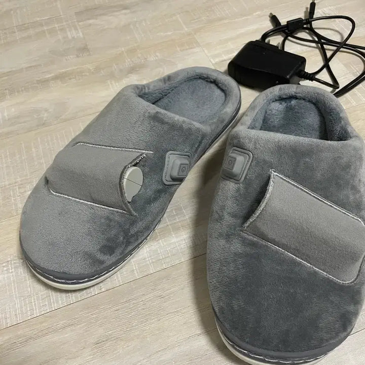 [BUNJANG] Rechargeable Heated Slippers / 충전식 발열 슬리퍼 ~255까지