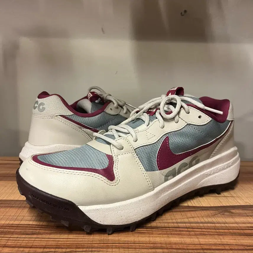 [BUNJANG] Nike ACG Lowcate Sneakers / 나이키 ACG 로우케이트
