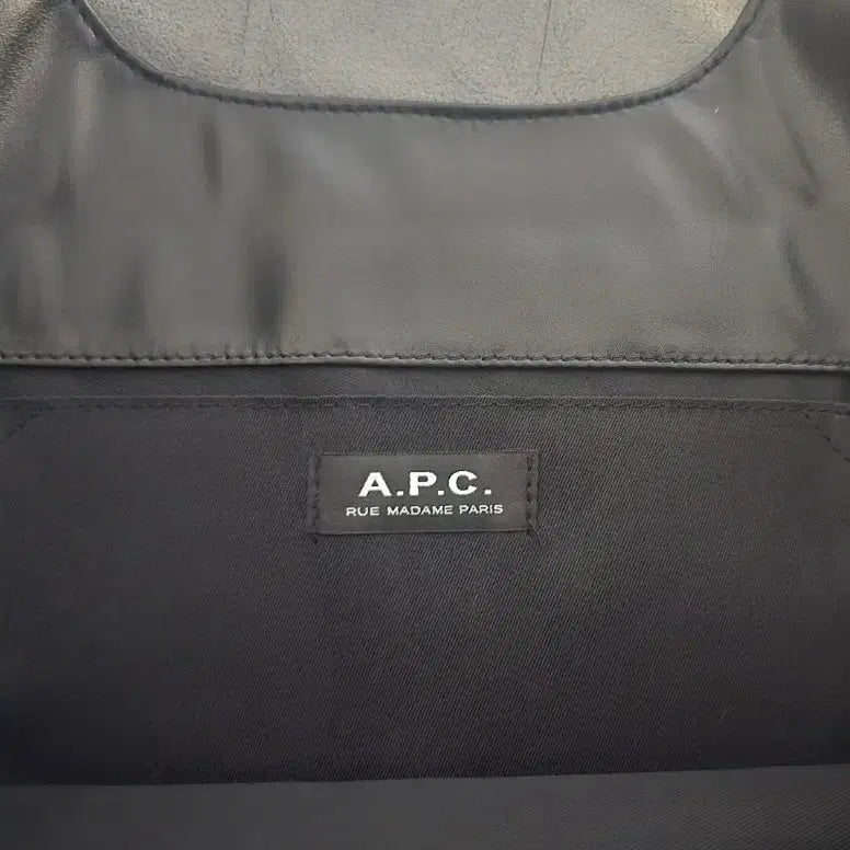 [SOLD OUT] 아페쎄 APC 니논 토트백 가방 블랙 라지