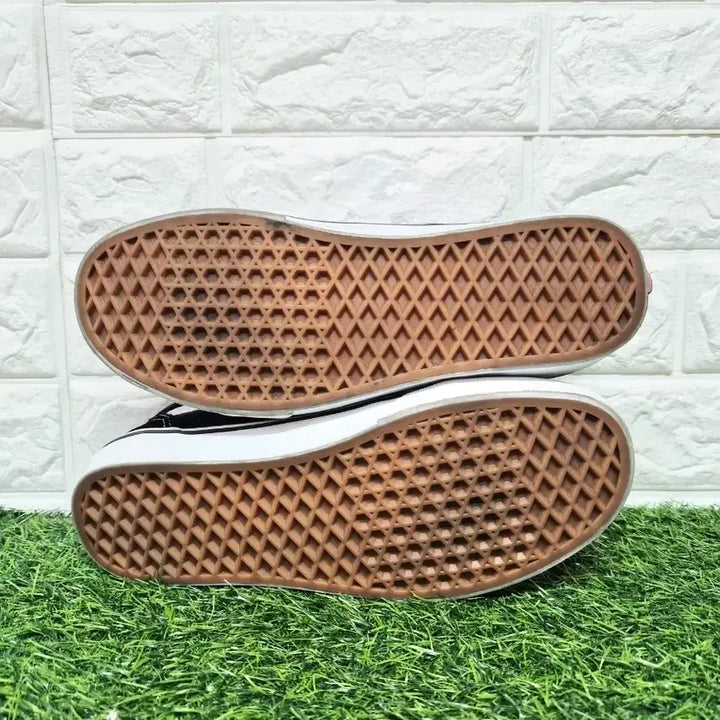 [SOLD OUT] 반스 270 올드스쿨 스니커즈 운동화