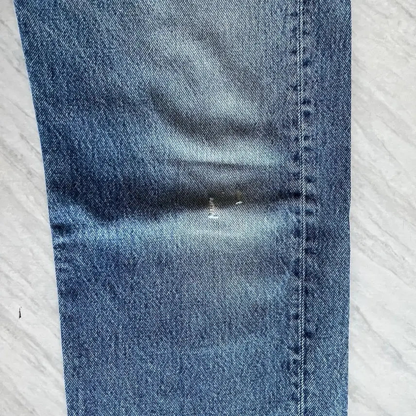 [SOLD OUT] 90s USA levis 501 빈티지 리바이스