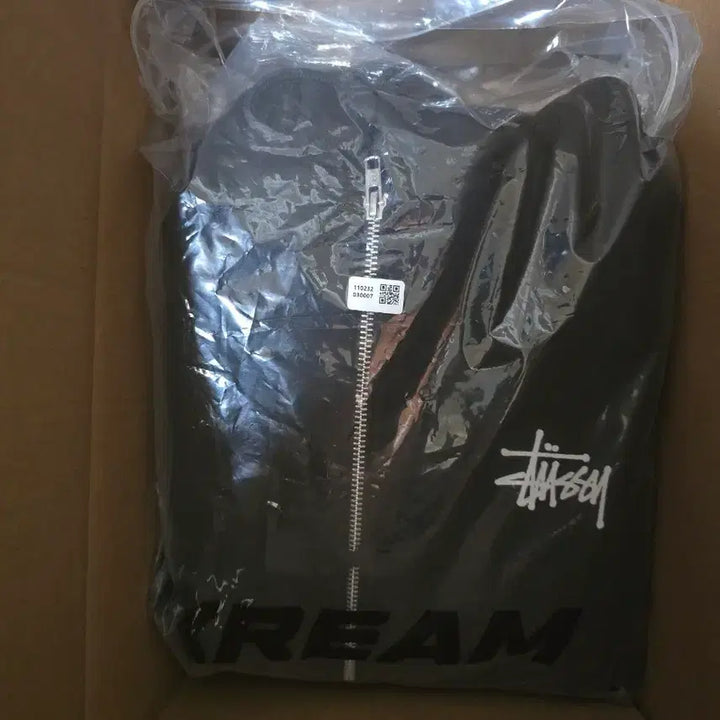 [SOLD OUT] 스투시 베이직 후드 집업 L 정품 새상품