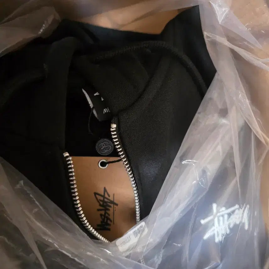[SOLD OUT] 스투시 베이직 후드 집업 L 정품 새상품