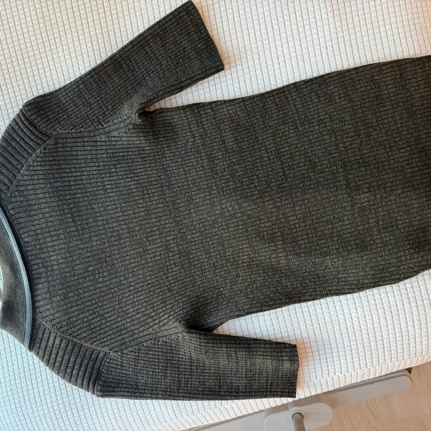 [BUNJANG] COS Knit Short Sleeve Top / cos 니트