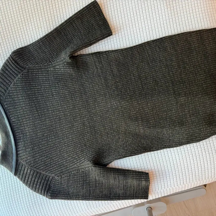 [BUNJANG] COS Knit Short Sleeve Top / cos 니트