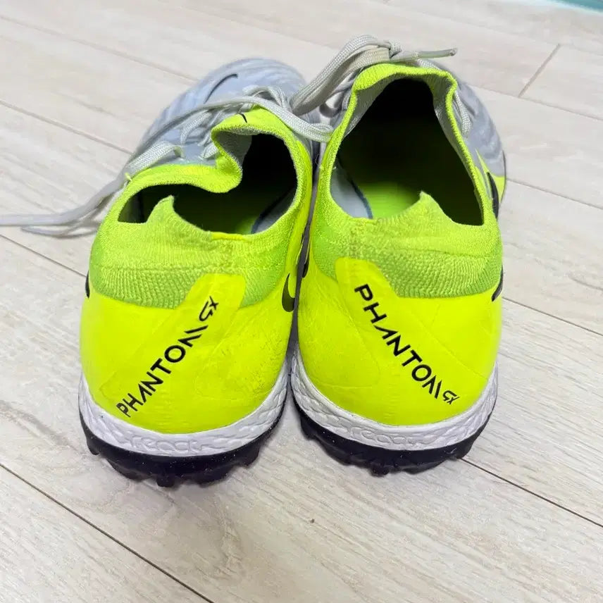 [SOLD OUT] 나이키 팬텀 GX2 프로 TF 270