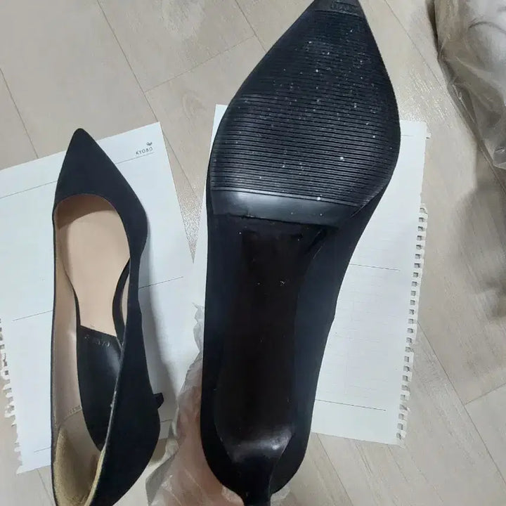 [BUNJANG] Mango Suede Pumps / 망고 여자구두 265 펌프스 미디엄힐