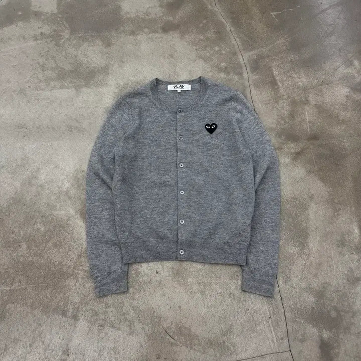 [SOLD OUT] 꼼데가르송 그레이 가디건