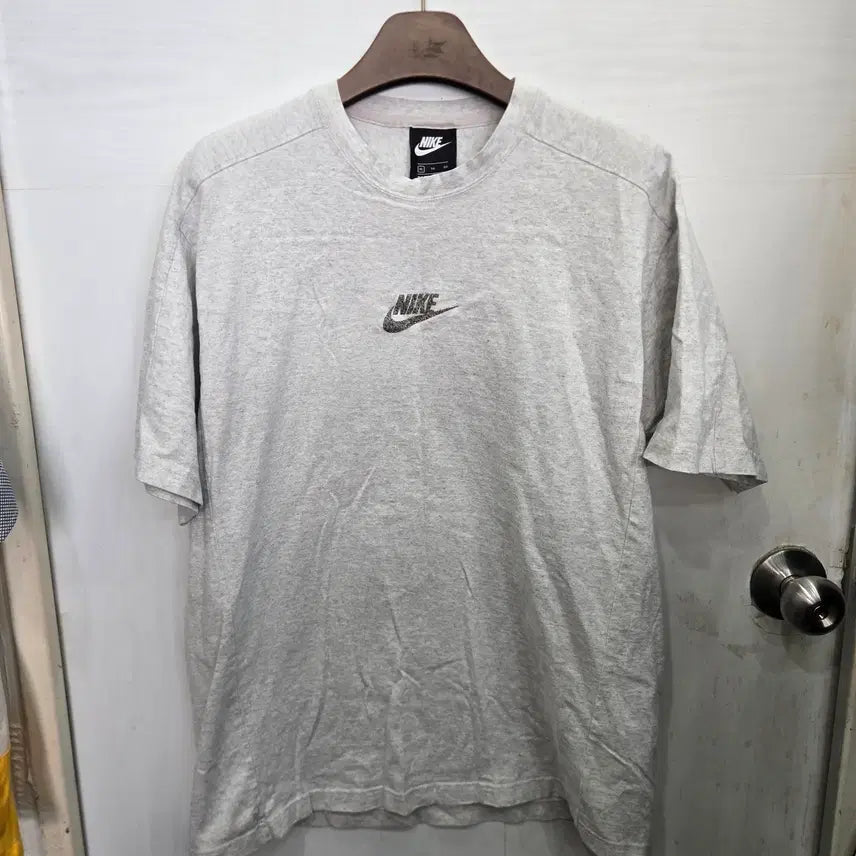 [BUNJANG] Nike Short Sleeve T-Shirt / XL,105 )) NIKE 나이키 반팔티셔츠! 옷 컨디션 굿!~