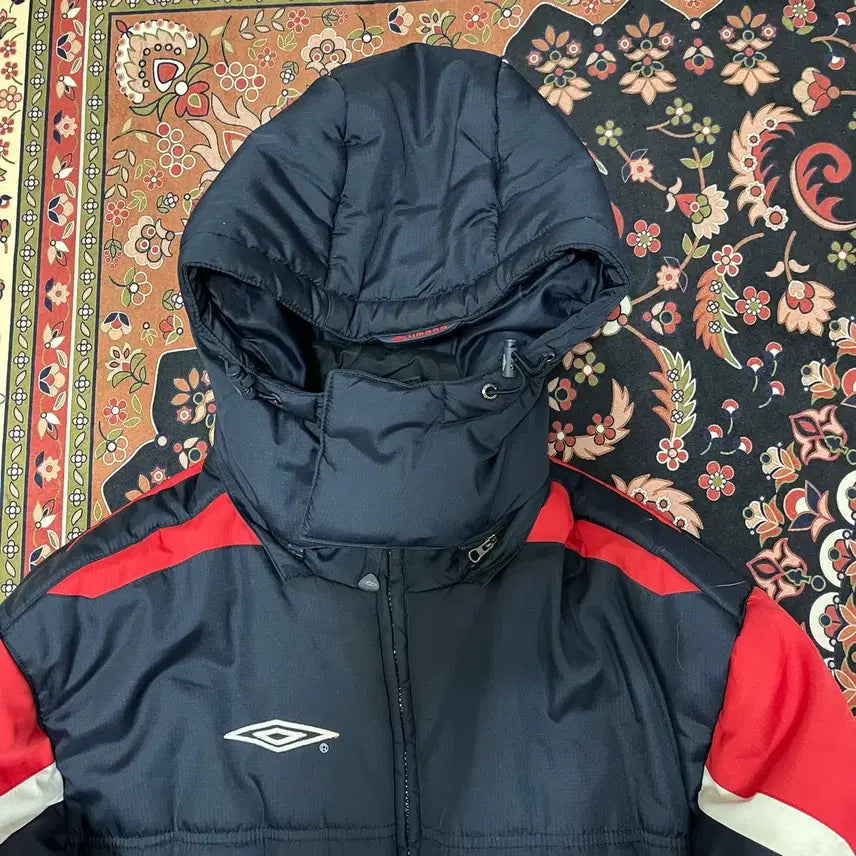[BUNJANG] Umbro Old School Hooded Puffer Jacket XL / 엄브로 올드스쿨 후드 푸퍼 패딩 XL/100