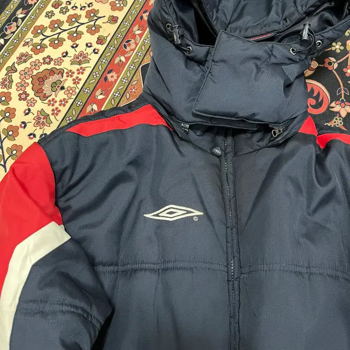 [BUNJANG] Umbro Old School Hooded Puffer Jacket XL / 엄브로 올드스쿨 후드 푸퍼 패딩 XL/100
