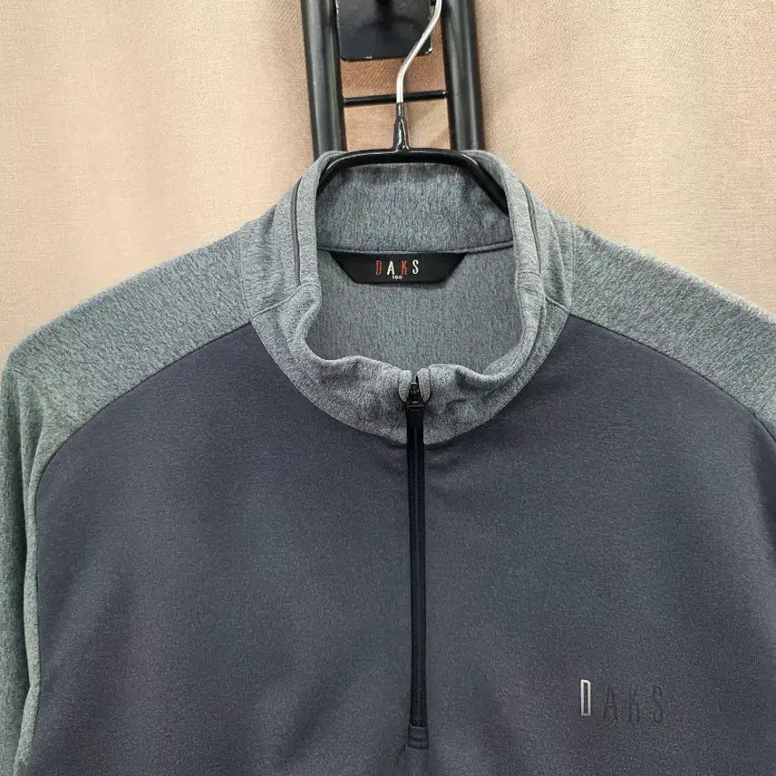 [SOLD OUT] 닥스 남성 차콜 그레이 긴팔집업 티셔츠
