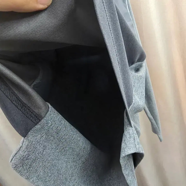 [SOLD OUT] 닥스 남성 차콜 그레이 긴팔집업 티셔츠