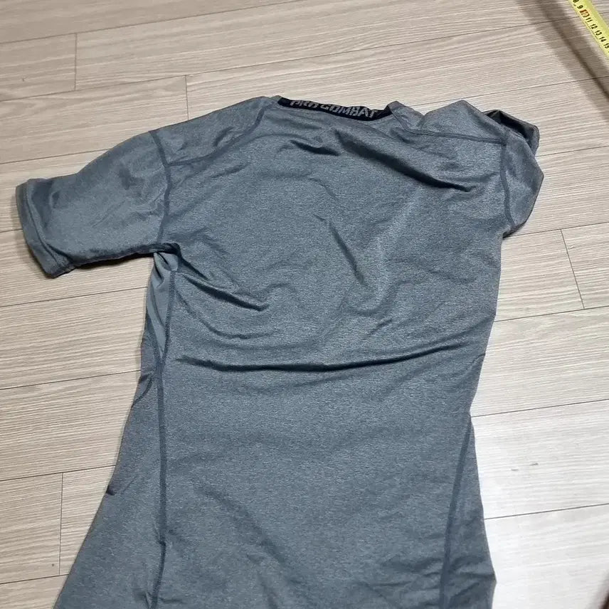 [BUNJANG] Nike Pro Combat Short Sleeve T-shirt (XL) / 나이키 프로 Combat 반팔 회색(xl)