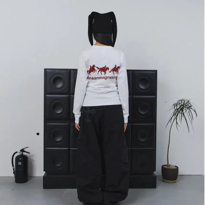[SOLD OUT] 탄산마그네슘 홀스 레빗 롱슬리브 화이트 / 미개봉 새제품