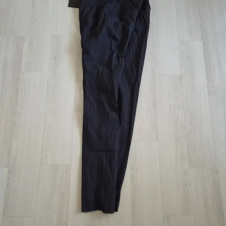 [SOLD OUT] 알레그리 여름 스트라이프 슬랙스 새상품