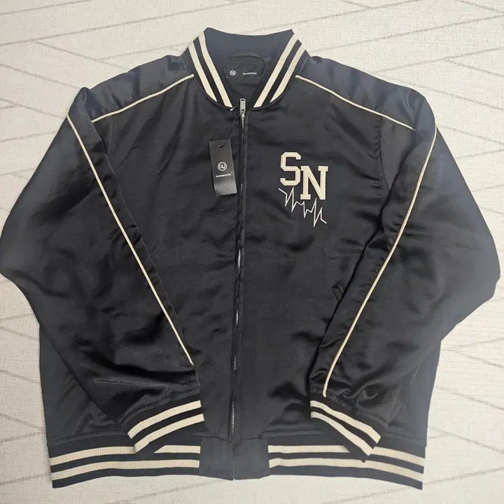 [BUNJANG] GU UNDERCOVER Satin Blouson Jacket / GUx언더커버 사틴 블루종 자켓