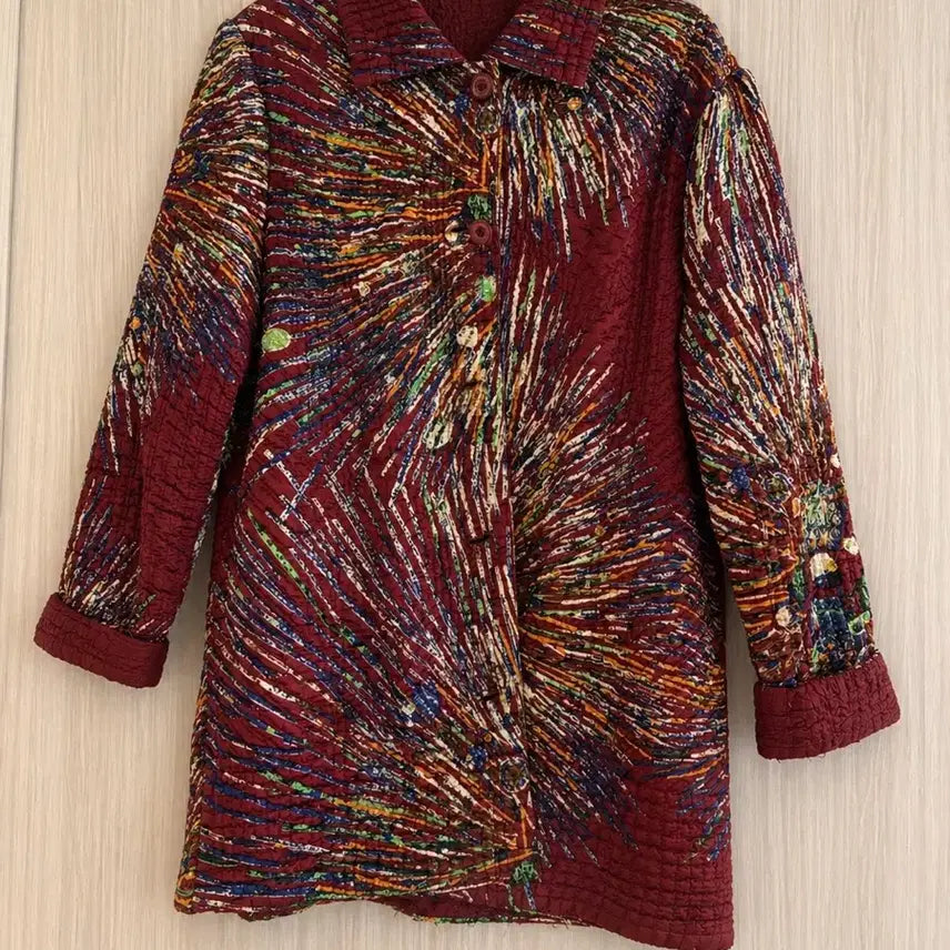 [BUNJANG] Patterned Crease Mid-Season Jacket / 화려한 패턴 크리즈 간절기 자켓