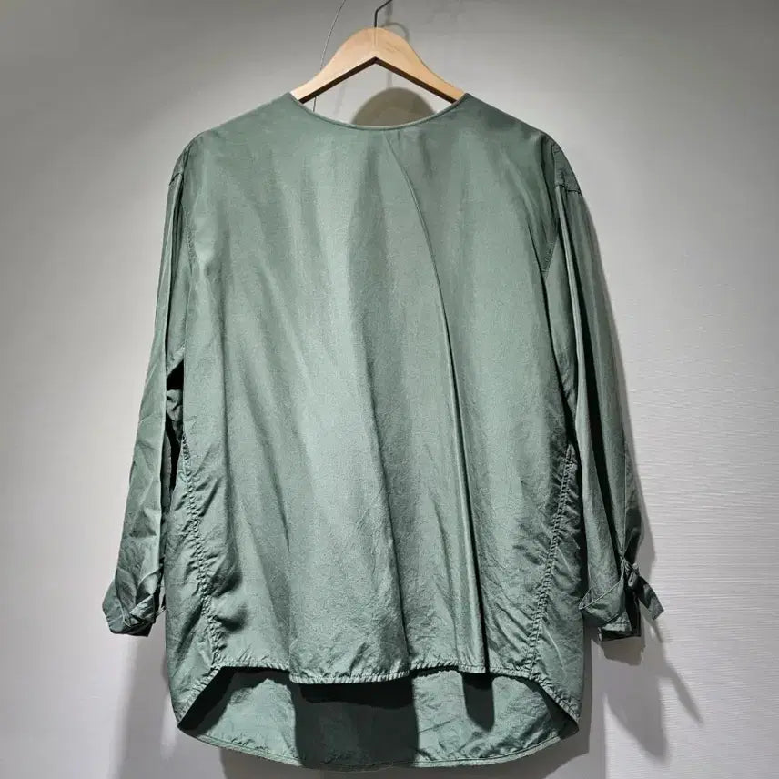 [BUNJANG] the CASHMERE Long Sleeve Blouse / 더캐시미어 긴팔 블라우스 ~55반