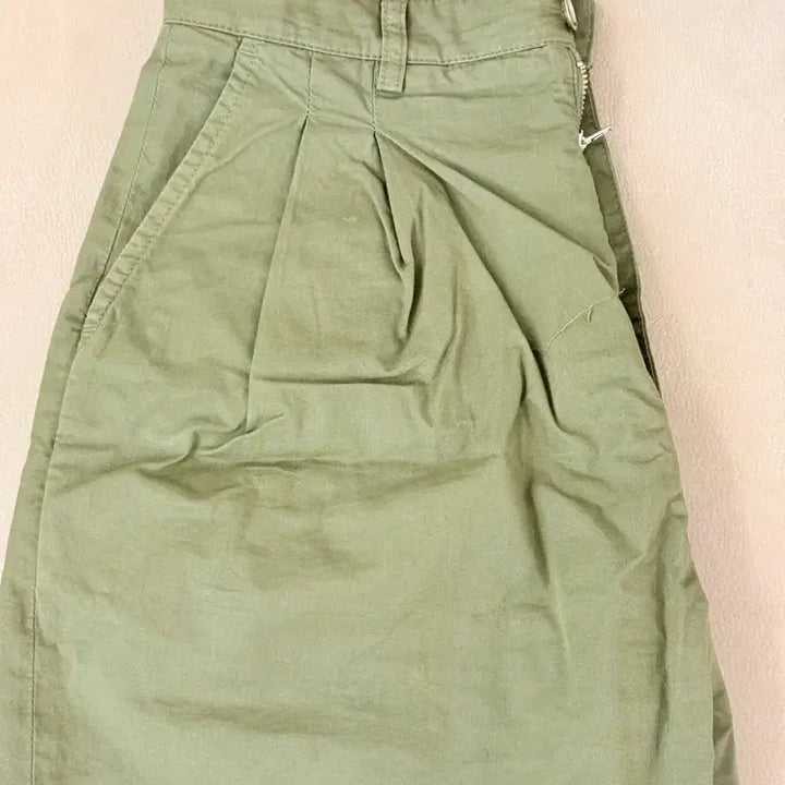 [SOLD OUT] 얼바닉 30 반바지 카키