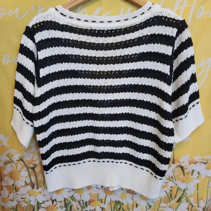[BUNJANG] 66Girls Striped Short Sleeve Knit Cardigan / 66걸즈 스트라이프 반팔 니트 가디건
