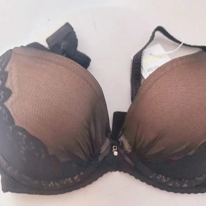 [SOLD OUT] 비비안 브라80A 새상품