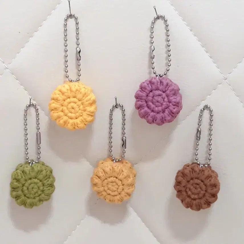 [BUNJANG] Handmade Assorted Keyring Bundle Set / 키링 40개 일괄/국화빵/동물/해바라기/선물사은품용/군번줄