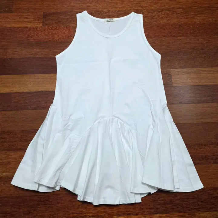 [BUNJANG] Frill Trimmed White T-Shirt / 프릴 티셔츠(새 옷)
