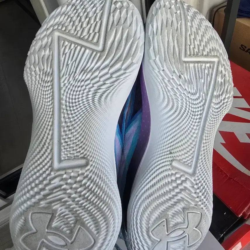 [BUNJANG] Under Armour Curry Flow 1 Sneakers / 언더아머 커리플로우1 300사이즈