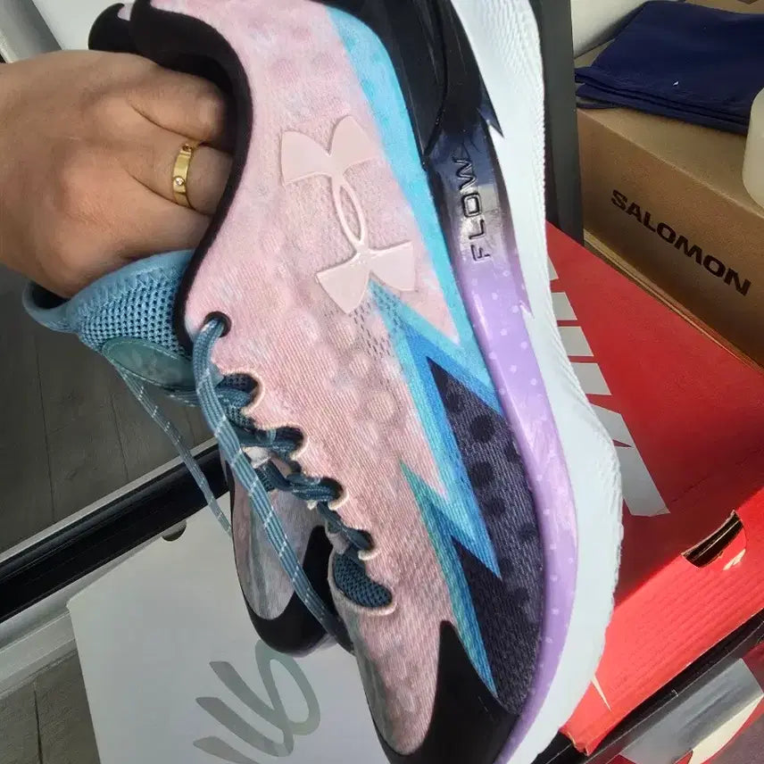 [BUNJANG] Under Armour Curry Flow 1 Sneakers / 언더아머 커리플로우1 300사이즈