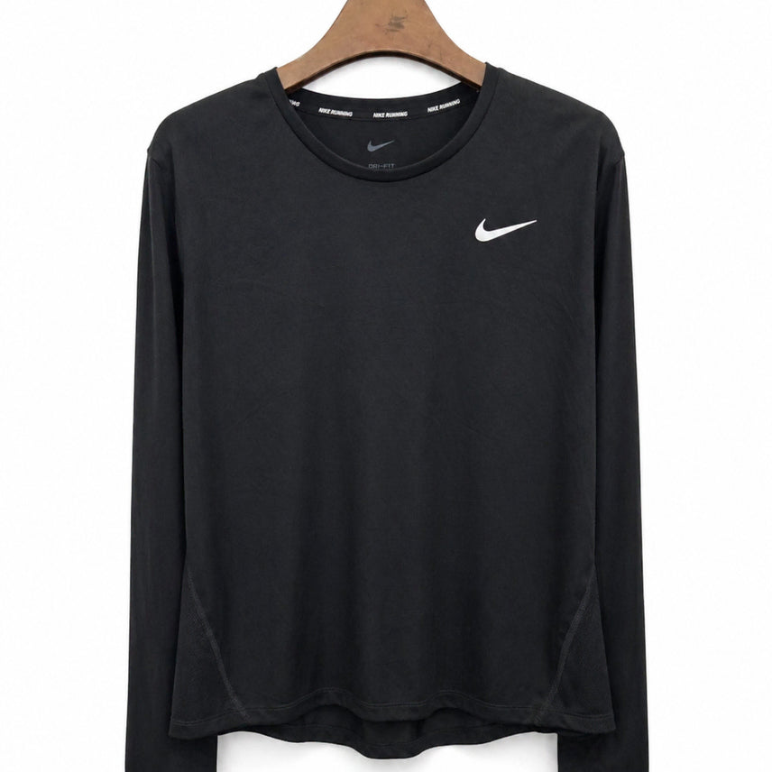 [SOLD OUT] 105,XL )) NIKE 나이키 러닝 드라이핏 긴팔티셔츠! 블랙&amp;화이트
