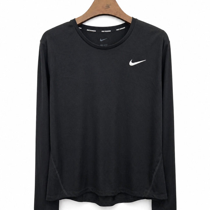 [SOLD OUT] 105,XL )) NIKE 나이키 러닝 드라이핏 긴팔티셔츠! 블랙&amp;화이트