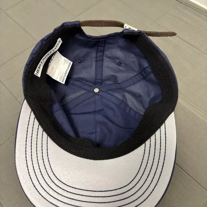 [SOLD OUT] 헤리티지플로스 모자