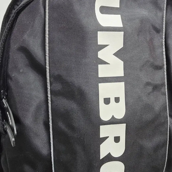 [BUNJANG] Umbro Black Backpack / 엄브로 검정색 백팩 가방