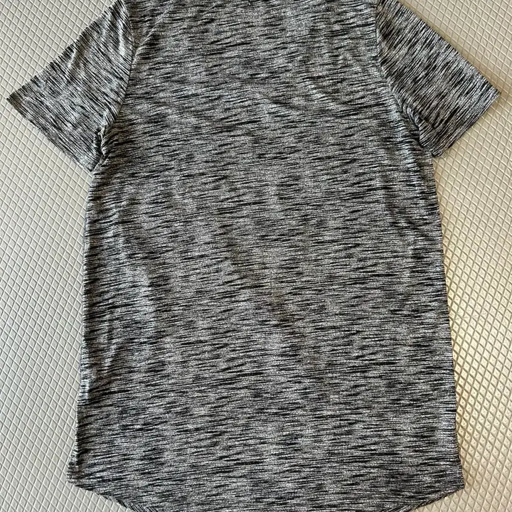 [BUNJANG] Benetton Korea Sisley Functional Short Sleeve T-Shirt / 베네통코리아 시슬리 기능성 반팔 66