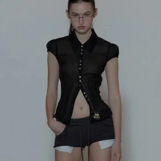 [SOLD OUT] 스컬프터 sheer pleated hem blouse black