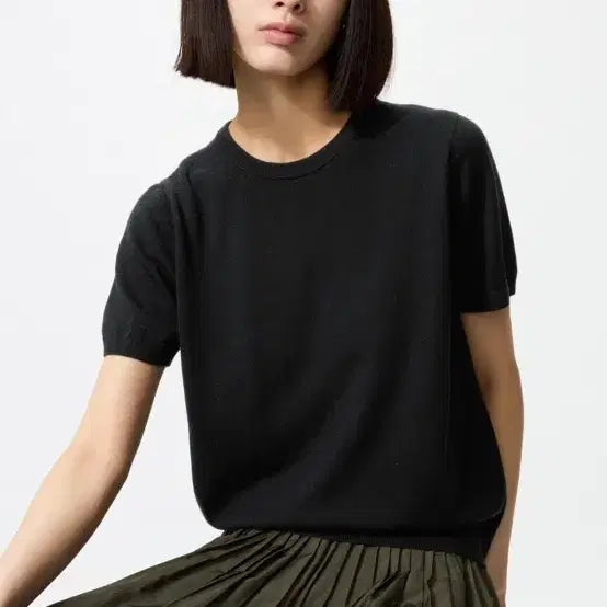 [BUNJANG] Uniqlo Merino Crew Neck Sweater Bundle Set / 유니클로 메리노크루넥스웨터 블랙, 오프화이트 s