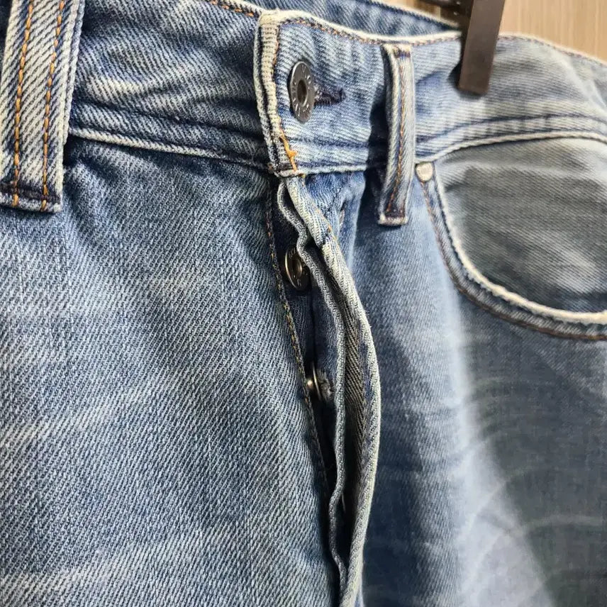 [BUNJANG] Diesel Low Rise Blue Denim Damaged Jeans 32 / 디젤 로우라이즈 블루 데님 데미지 청바지 32