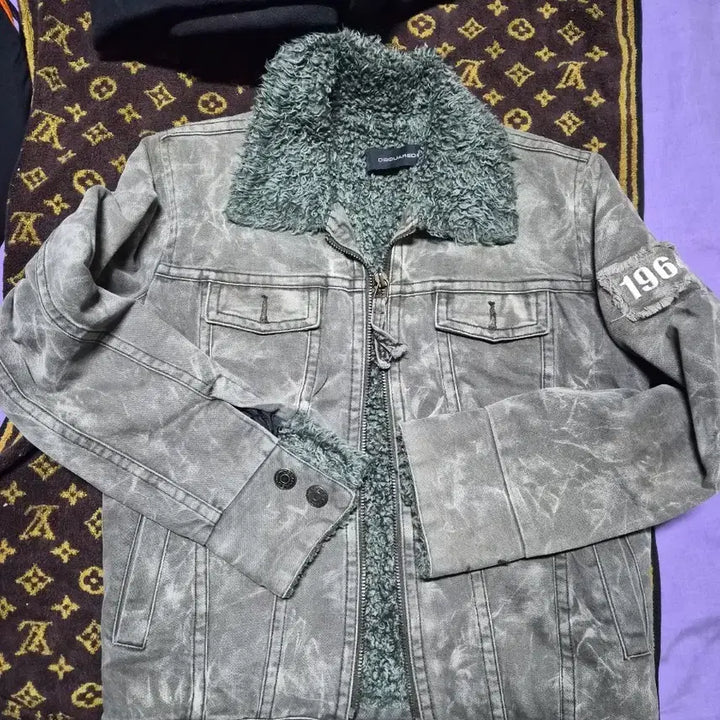 [BUNJANG] DSQUARED2 Washed Denim Fur Jacket / DSQUARED2 워싱 데님 퍼 자켓